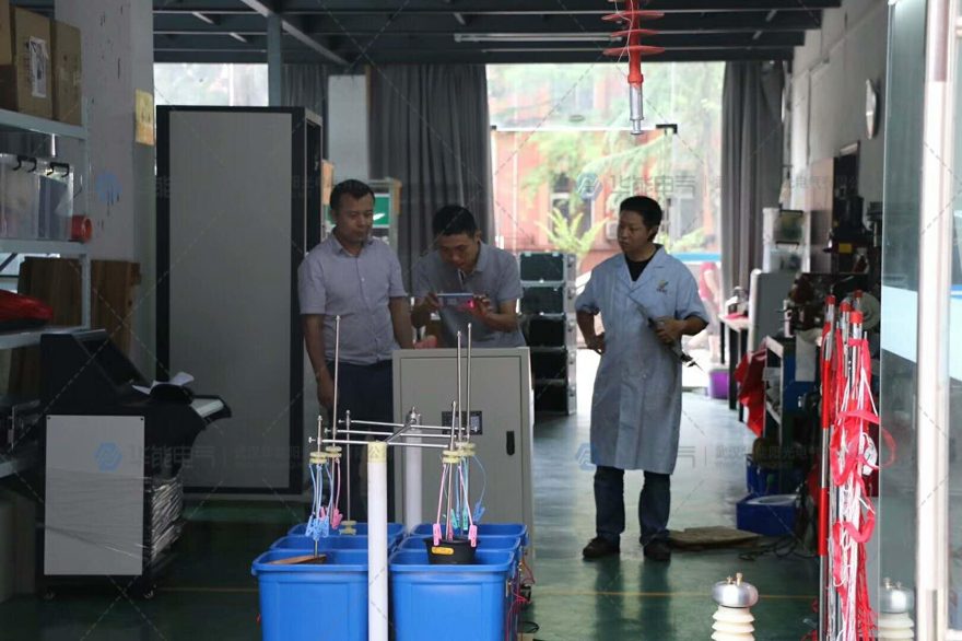 福建厦门上市企业到访 华能阳光电气就自动化绝缘手套测试平台达成合作